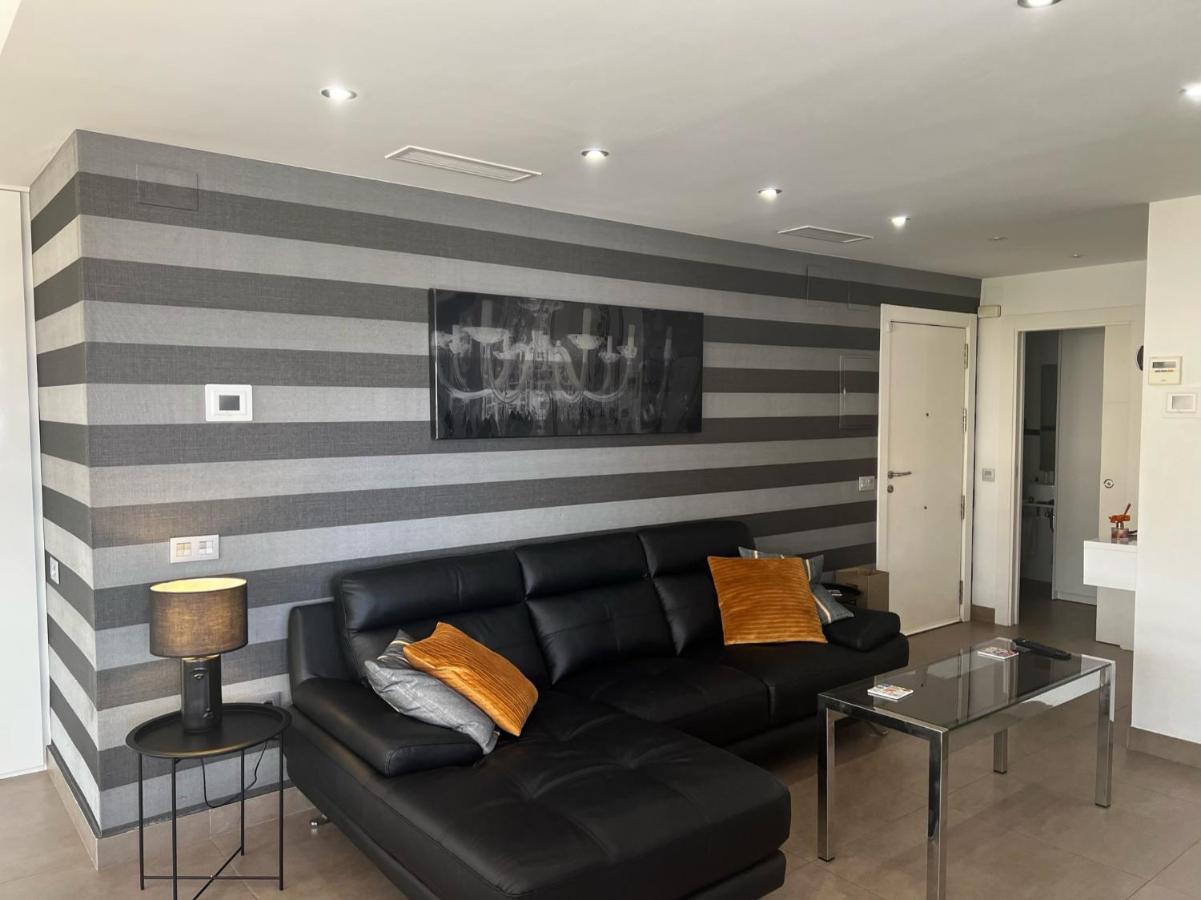 Modern Apartment In La Nogalera Torremolinos Eksteriør billede