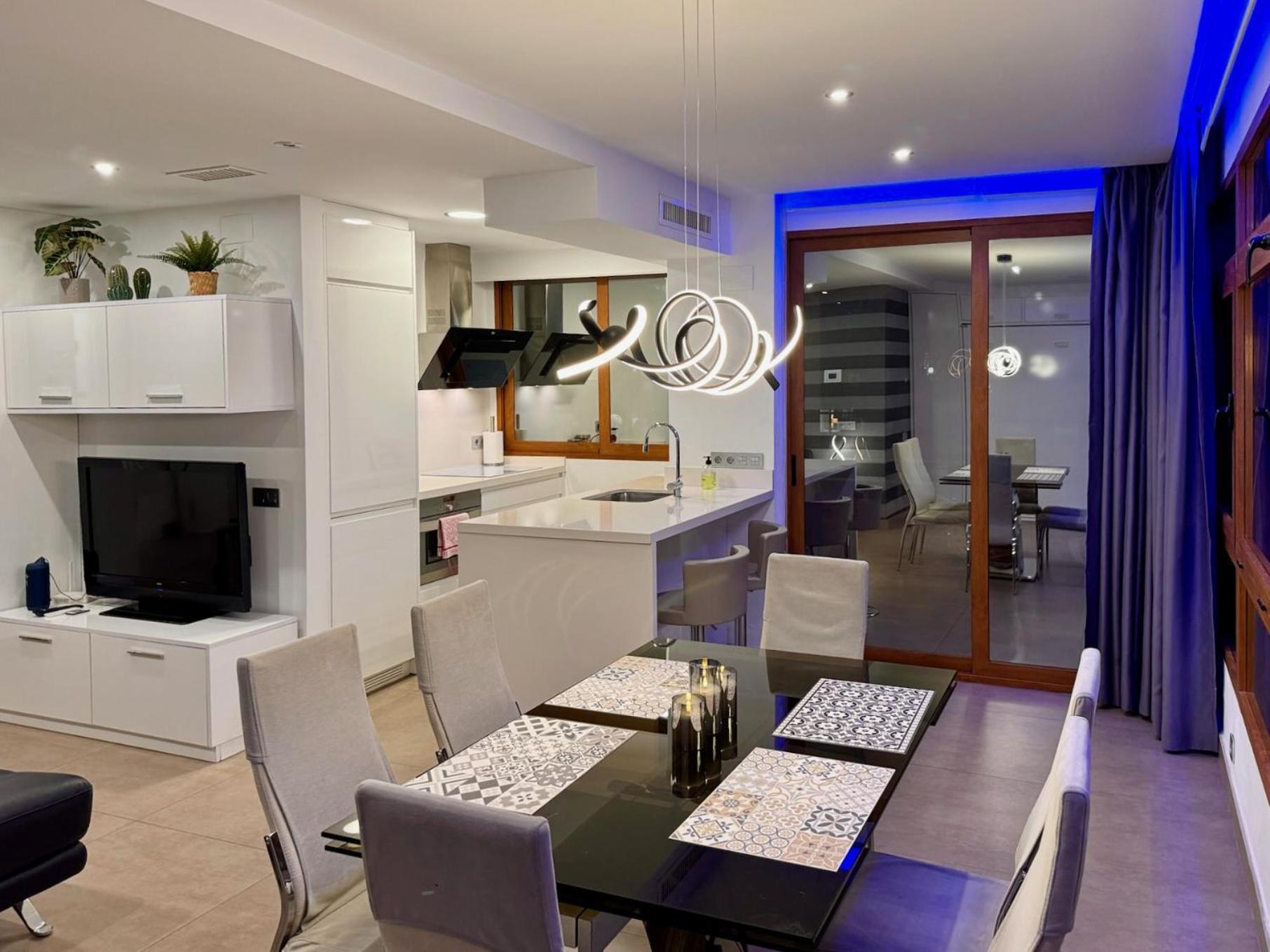 Modern Apartment In La Nogalera Torremolinos Eksteriør billede